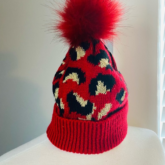 Metallic Leopard Scarf/Hat Set ❤️ - Picture 2 of 3